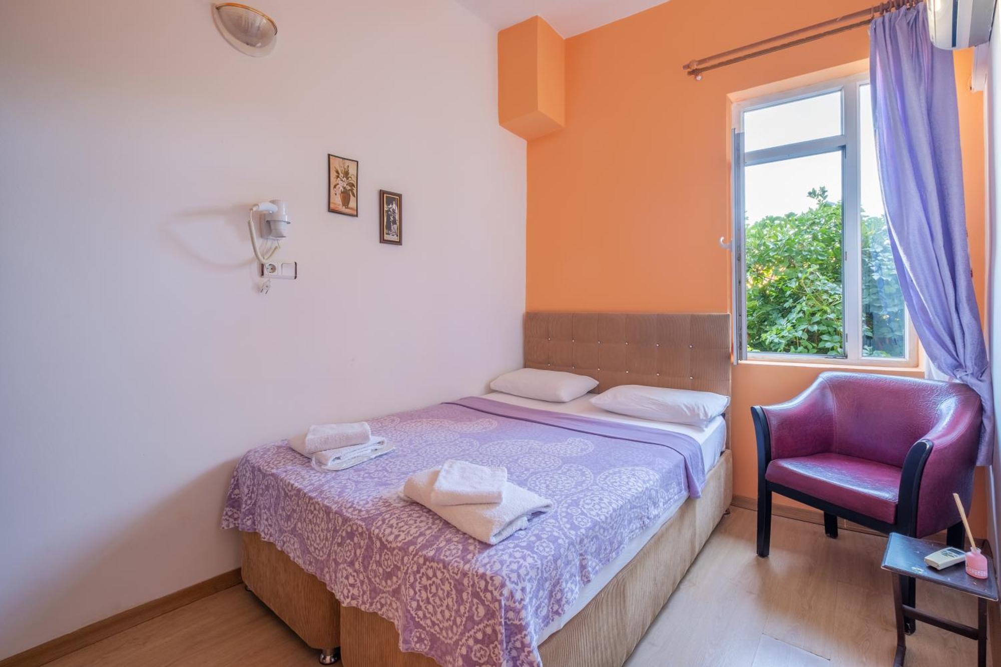 Efsali Hotel Kaleici Antalya Exteriör bild